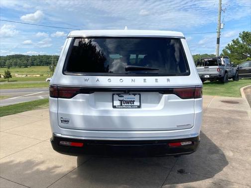 2023 Jeep Wagoneer L Series III 4x2