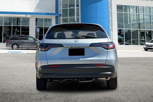 Solar Silver Metallic 2027 Honda HR-V LX