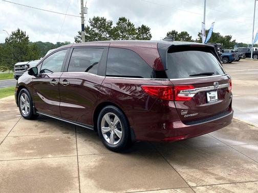 Deep Scarlet Pearl 2019 Honda Odyssey EX-L