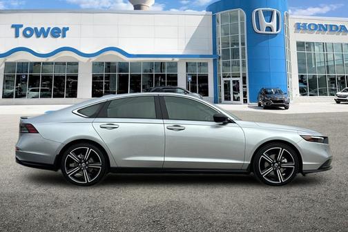 2025 Honda Accord Hybrid Base