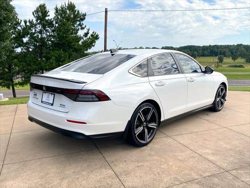 2023 Honda Accord Hybrid Base