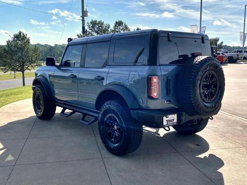 Azure Gray Metallic Tri-Coat 2025 Ford Bronco Badlands
