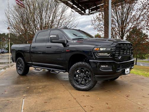 2025 RAM 2500 Lone Star Crew Cab 4x4 6'4' Box