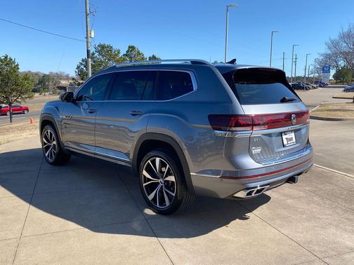 2024 Volkswagen Atlas 2.0T SEL Premium R-Line 4MOTION
