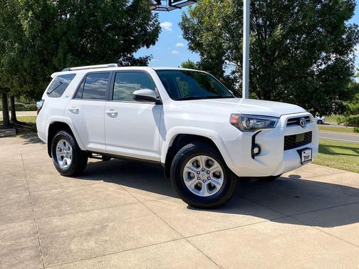 2024 Toyota 4Runner SR5