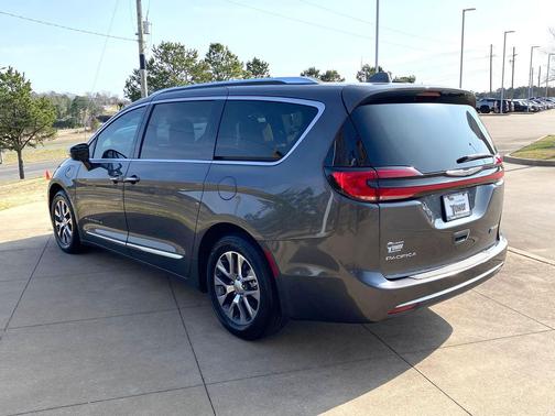 2021 Chrysler Pacifica L