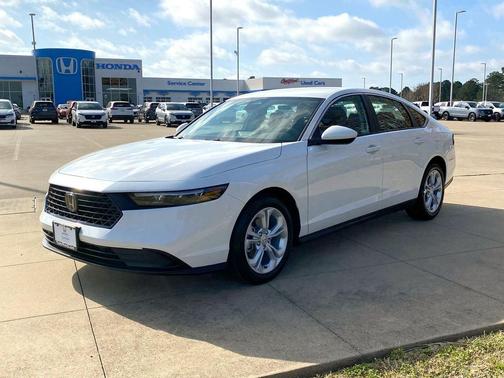 2025 Honda Accord LX 1.5T