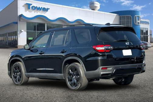 Crystal Black Pearl 2026 Honda Pilot Black Edition