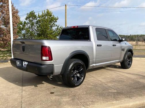 2024 RAM 1500 Classic Warlock Crew Cab 4x2 5'7' Box