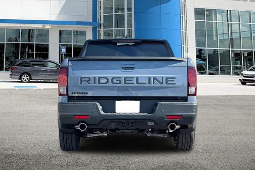 Sonic Gray Pearl 2026 Honda Ridgeline Black