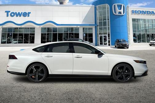 Platinum White Pearl 2026 Honda Accord SE