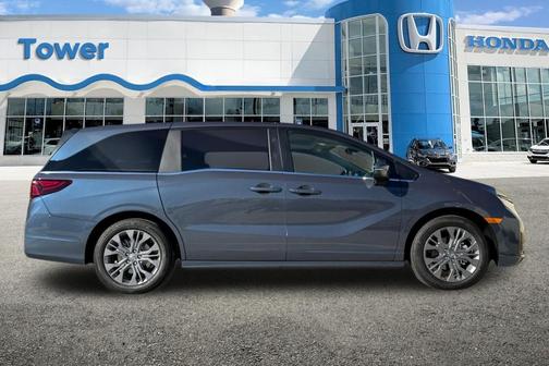 Smoke Blue Pearl 2026 Honda Odyssey Touring