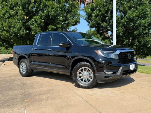 Crystal Black Pearl 2023 Honda Ridgeline RTL-E