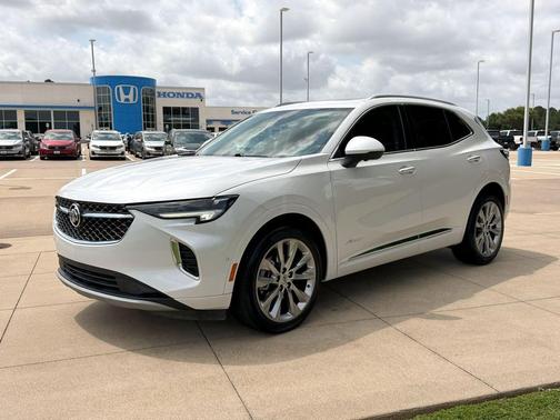 White Frost Tricoat 2023 Buick Envision Avenir FWD