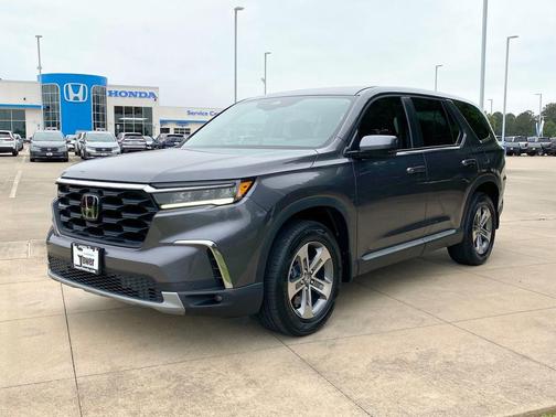 Sonic Gray Pearl 2024 Honda Pilot EX-L 7 Passenger