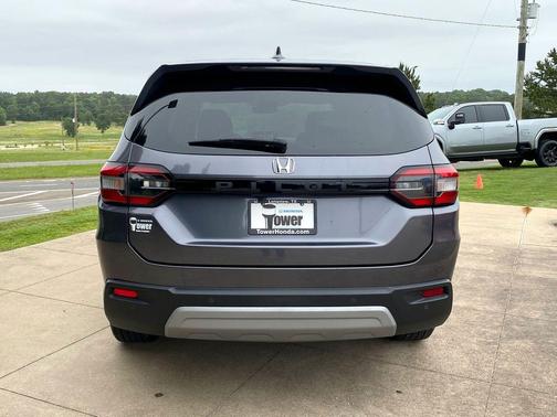 Sonic Gray Pearl 2024 Honda Pilot EX-L 7 Passenger