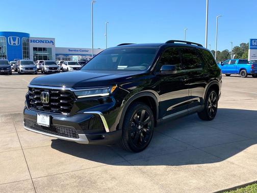 Crystal Black Pearl 2024 Honda Pilot Touring 8-Passenger