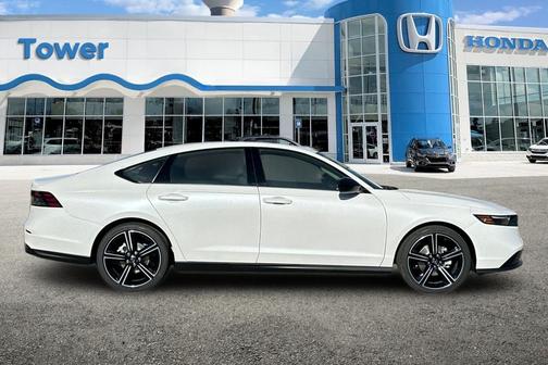 Platinum White Pearl 2026 Honda Accord SE
