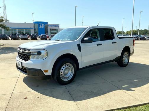 2023 Ford Maverick XL