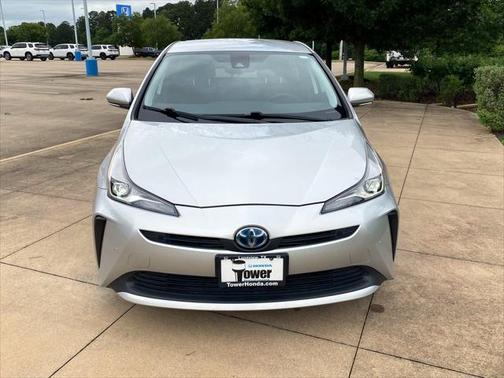 2020 Toyota Prius LE