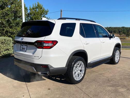 2025 Honda Pilot Elite