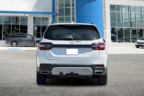 2025 Honda Pilot Elite