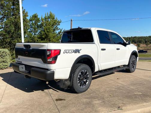 2022 Nissan Titan PRO-4X
