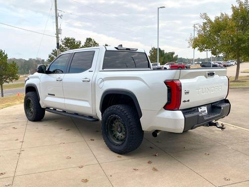 2024 Toyota Tundra Hybrid Platinum