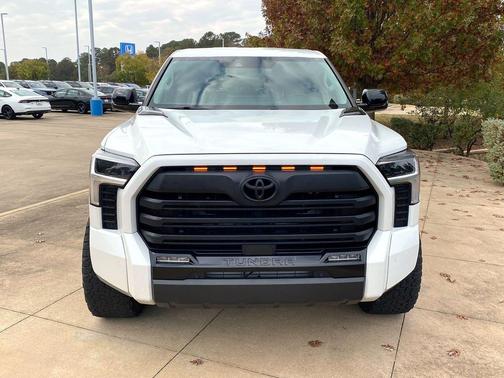 2024 Toyota Tundra Hybrid Platinum