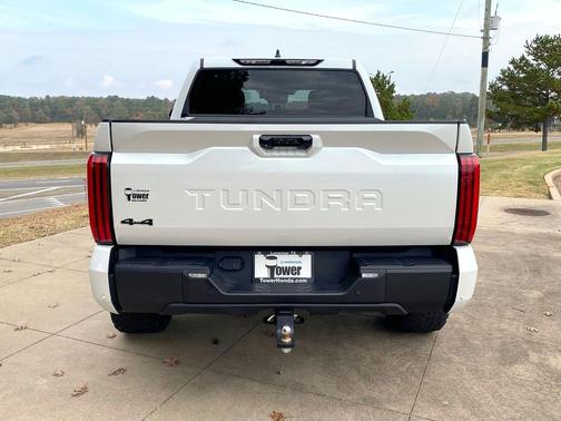 2024 Toyota Tundra Hybrid Platinum