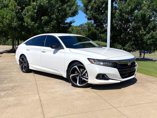 Platinum White Pearl 2022 Honda Accord Sport SE 1.5T