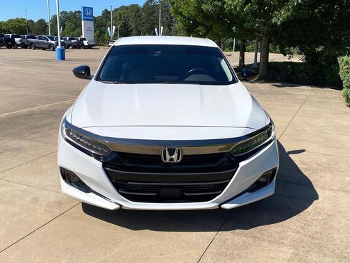 Platinum White Pearl 2022 Honda Accord Sport SE 1.5T