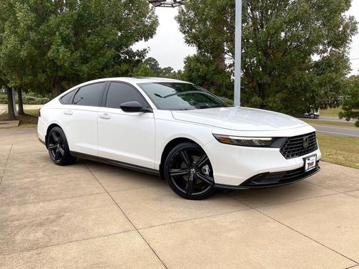 2023 Honda Accord Hybrid Base