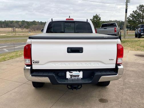 2017 Toyota Tacoma SR5