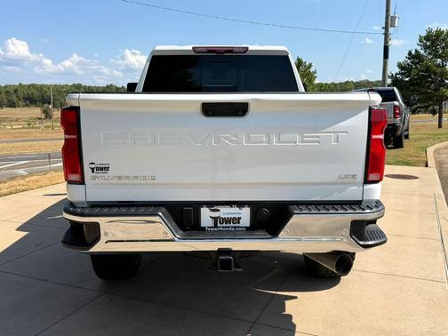 Summit White 2025 Chevrolet Silverado 2500 LTZ