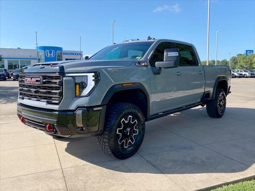 2024 GMC Sierra 2500 AT4