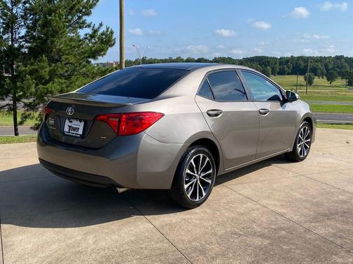 Falcon Gray Metallic 2017 Toyota Corolla SE