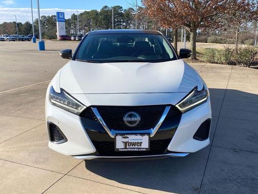2023 Nissan Maxima SL