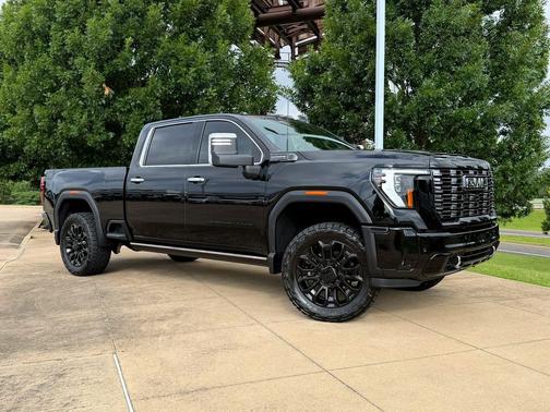 Onyx Black 2026 GMC Sierra 2500 Denali Ultimate