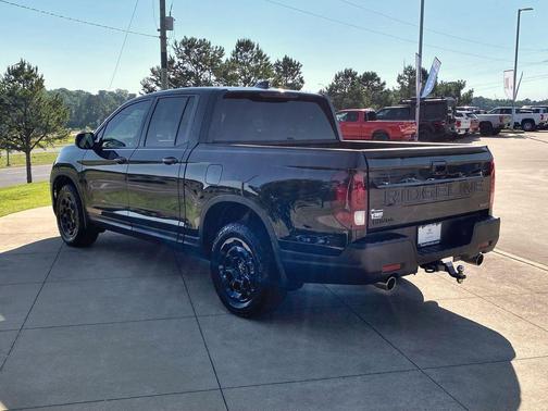 Crystal Black Pearl 2025 Honda Ridgeline Sport