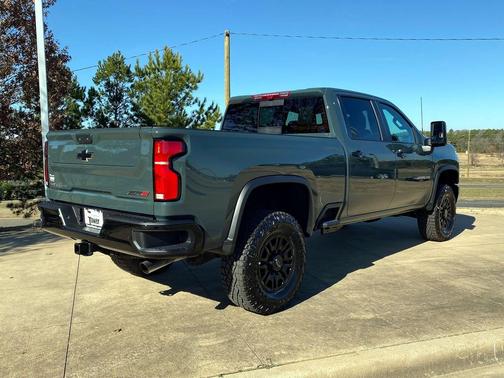 2026 Chevrolet Silverado 2500 Crew Cab, Standard Bed, XR2, 4WD