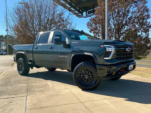 2026 Chevrolet Silverado 2500 Crew Cab, Standard Bed, XR2, 4WD