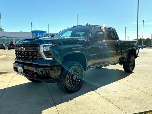 2026 Chevrolet Silverado 2500 Crew Cab, Standard Bed, XR2, 4WD