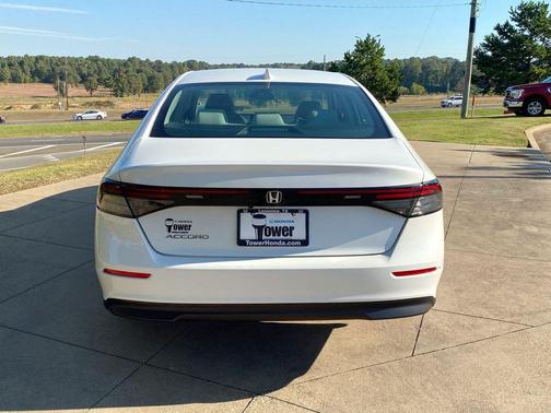 2024 Honda Accord LX 1.5T