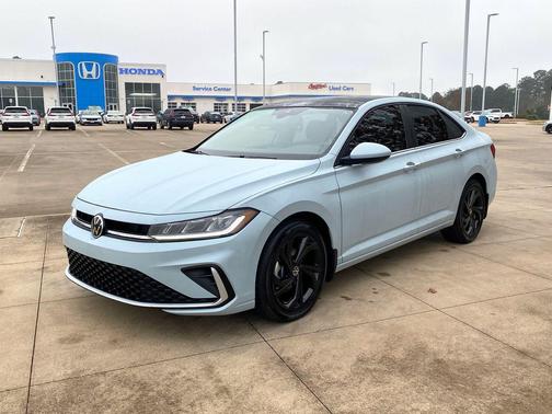 2025 Volkswagen Jetta 1.5T SE