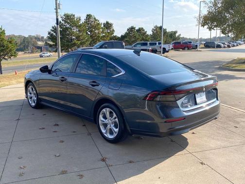 2025 Honda Accord LX 1.5T