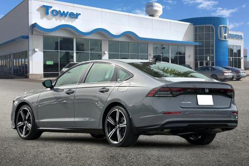 Urban Gray Pearl 2026 Honda Accord SE