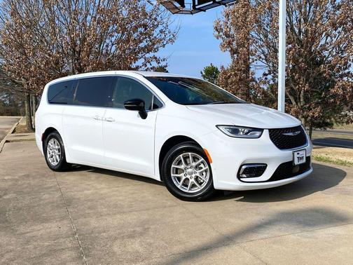 2025 Chrysler Pacifica L