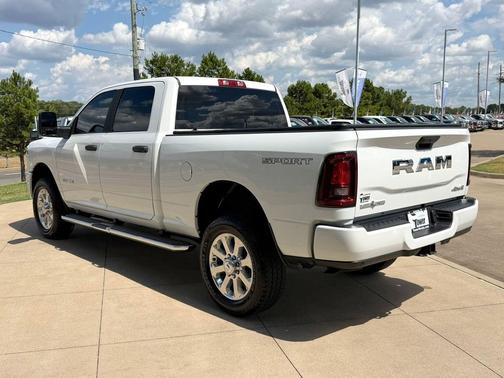 Bright White Clearcoat 2026 RAM 2500 Lone Star Crew Cab 4x4 6'4' Box