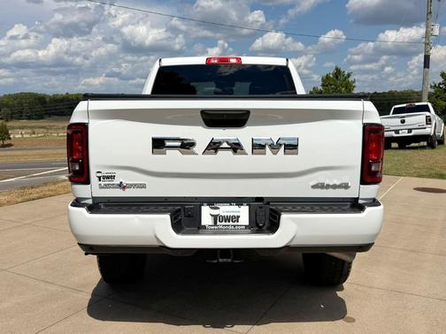 Bright White Clearcoat 2026 RAM 2500 Lone Star Crew Cab 4x4 6'4' Box
